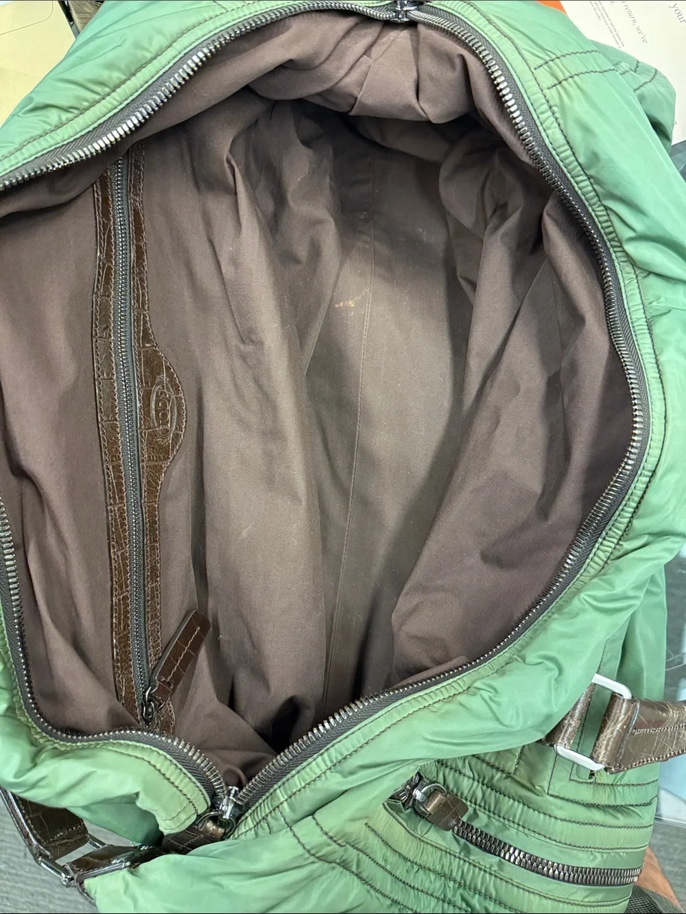 Tods access zip